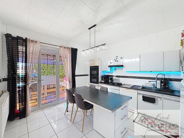 Le Péage-de-Roussillon (38550) À vendre – Maison rénovée et lumineuse + terrain constructible et réaménageable – Proximité à pied de la gare