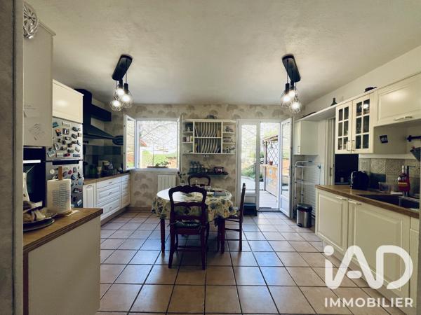 Maison à vendre 6 pièces 108 m² Lambesc