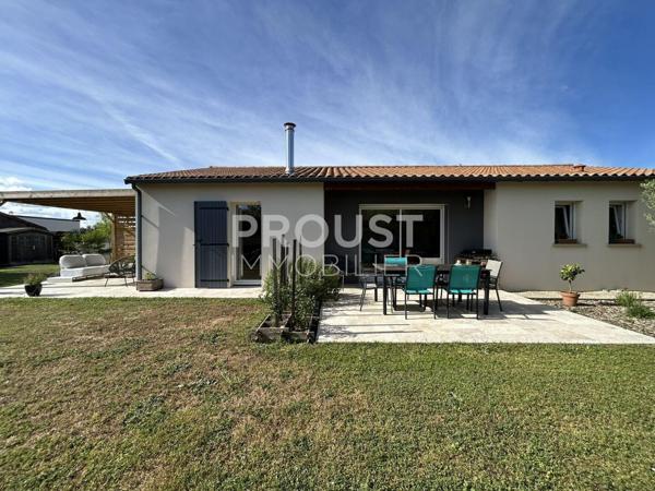En exclusivité Magné Beau pavillon de plain-pied avec jardin et garage