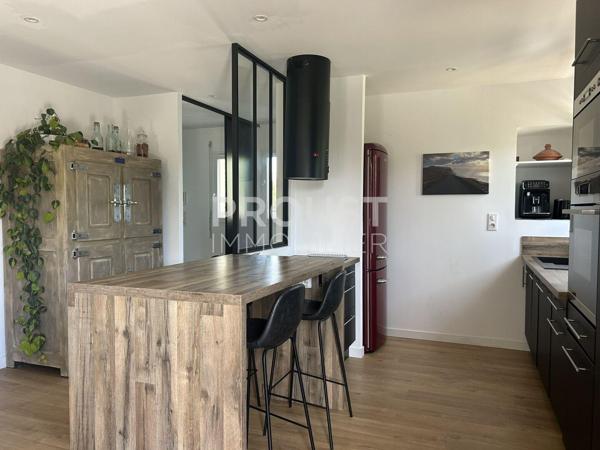 En exclusivité Magné Beau pavillon de plain-pied avec jardin et garage
