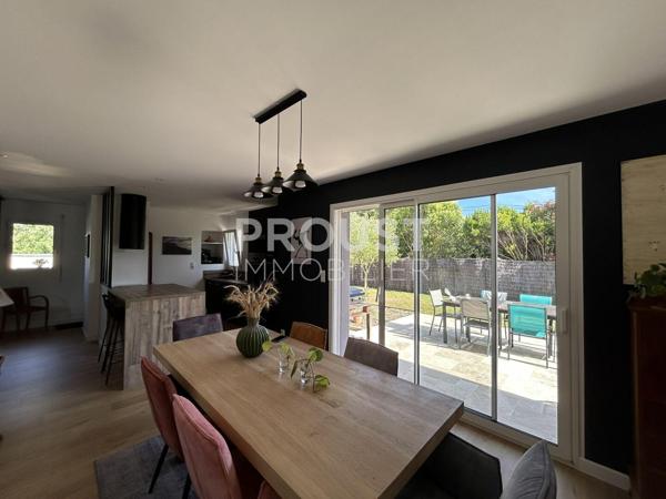 En exclusivité Magné Beau pavillon de plain-pied avec jardin et garage