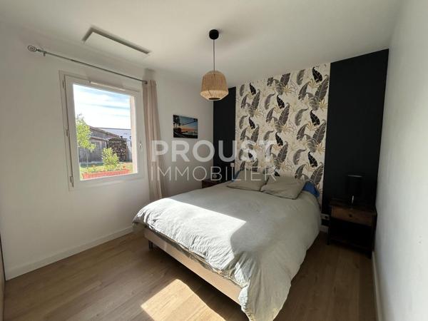 En exclusivité Magné Beau pavillon de plain-pied avec jardin et garage