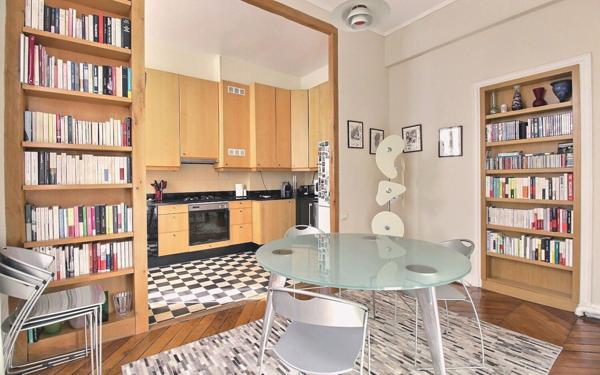Appartement à vendre    3 pièces • 80,80 m2 Paris 6