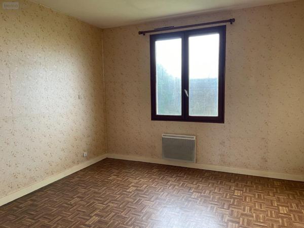 Maison à restaurer à vendre à Saint-Ouen-d'Aunis en Charente-Maritime (17230), ref : VD/606