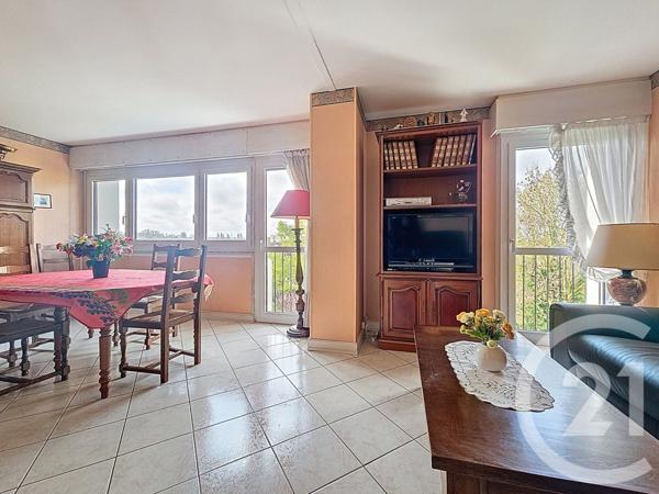 Appartement F4 à vendre  4 pièces - 71 m2 RUNGIS - 94