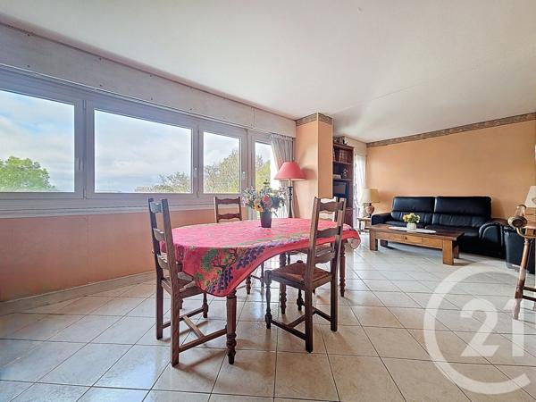 Appartement F4 à vendre  4 pièces - 71 m2 RUNGIS - 94