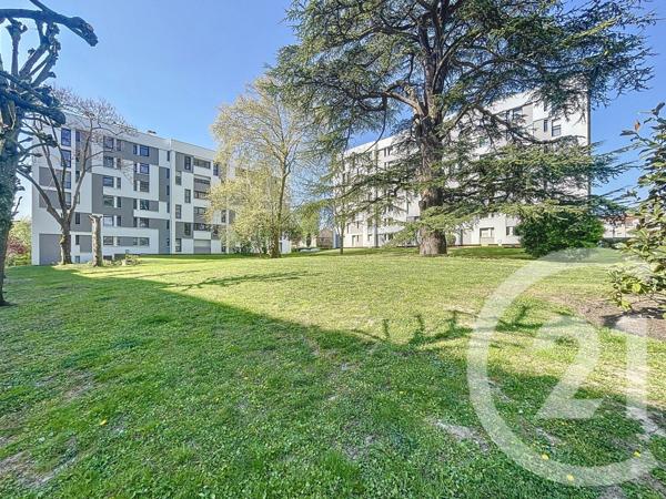 Appartement F4 à vendre  4 pièces - 71 m2 RUNGIS - 94
