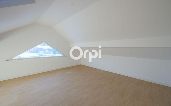 Maison à vendre    4 pièces • 121 m2 Raismes