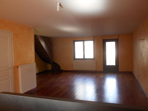 VOUZIERS - Appartement de type 4 de 116m2