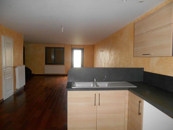 VOUZIERS - Appartement de type 4 de 116m2