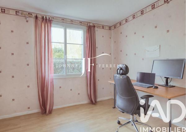 Maison à vendre 9 pièces 196 m² Groslay