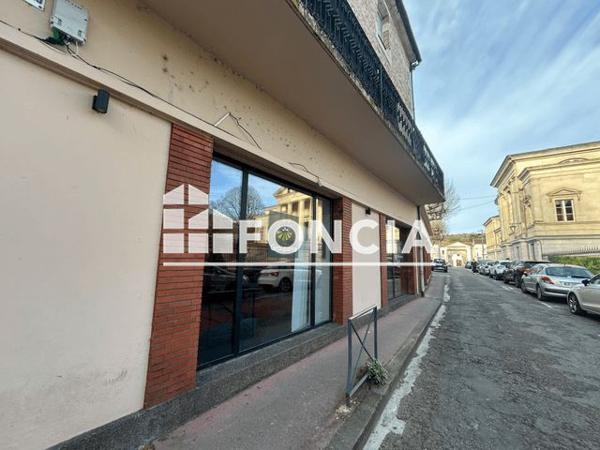 Location Local commercial 3 pièces 365 m² - 12 BOULEVARD GAMBETTA Cahors 46000