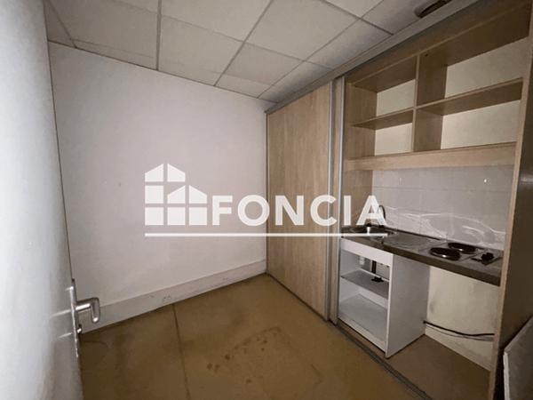 Location Local commercial 3 pièces 365 m² - 12 BOULEVARD GAMBETTA Cahors 46000