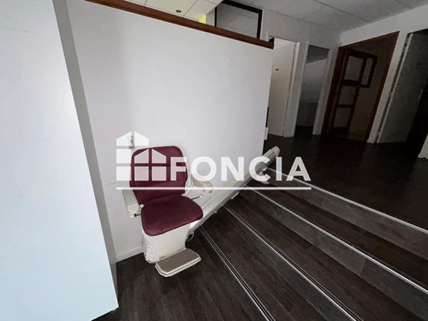 Location Local commercial 3 pièces 365 m² - 12 BOULEVARD GAMBETTA Cahors 46000