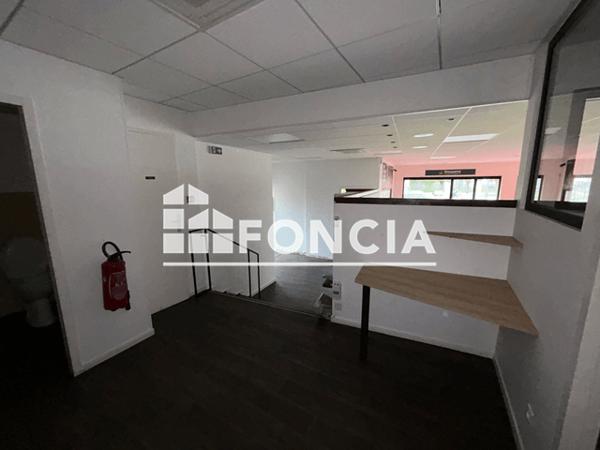 Location Local commercial 3 pièces 365 m² - 12 BOULEVARD GAMBETTA Cahors 46000