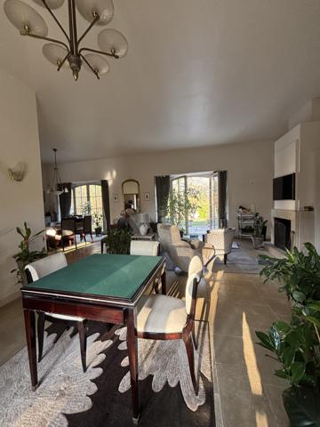 CHATILLON SUR SEINE( 21) Belle demeure de 1964 avec terrain de 2000m² bord de SEINE. Châtillon-sur-Seine (21400)