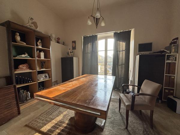 CHATILLON SUR SEINE( 21) Belle demeure de 1964 avec terrain de 2000m² bord de SEINE. Châtillon-sur-Seine (21400)