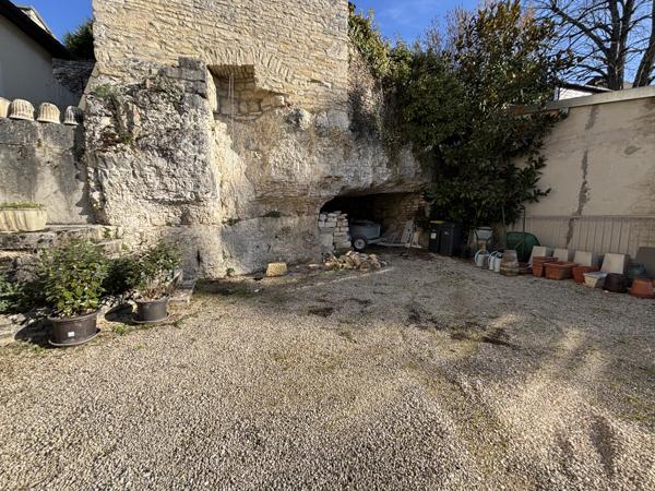 CHATILLON SUR SEINE( 21) Belle demeure de 1964 avec terrain de 2000m² bord de SEINE. Châtillon-sur-Seine (21400)