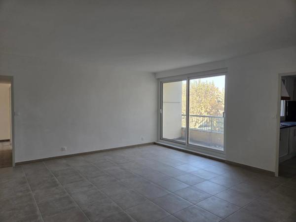 Location Appartement 5 pièces 88 m2 à Lapalud