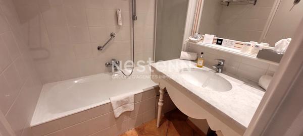 Au Coeur de la Sologne; Hôtel-Restaurant de Réputation; Murs & Fonds ; Actif Immobilier + Exploitation Rentable