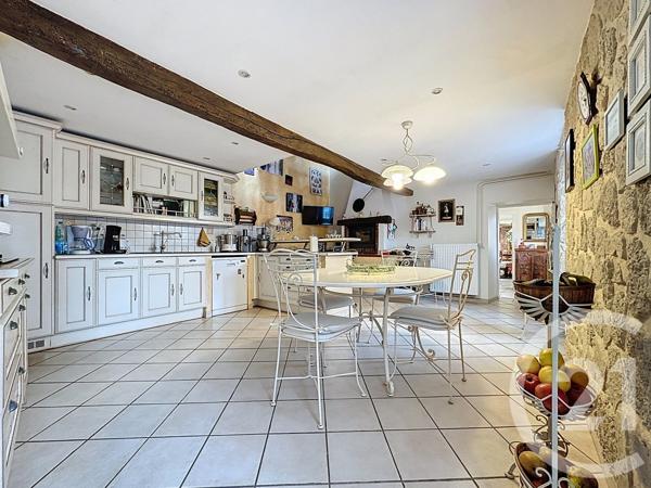 Maison à vendre  8 pièces - 224,80 m2 GRANDPUITS BAILLY CARROIS - 77