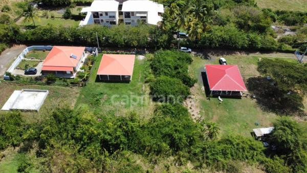 Dpt Martinique (972), à vendre LE VAUCLIN terrain plat de 722 m²