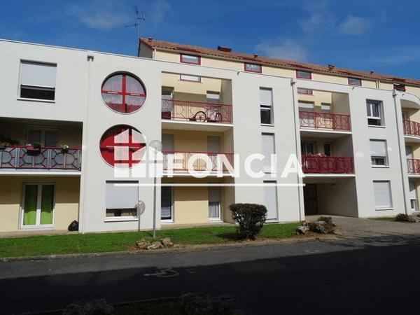 Location Appartement 2 pièces 37.64 m² - 3 AVENUE DU RECTEUR PINEAU Poitiers 86000