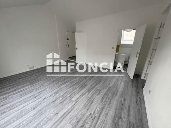À vendre Studio 23.9 m² - Angers 49100
