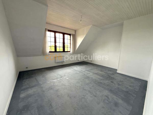 Vente
                Maison160 m² - 6 Pièces -
                    VERSON (14790)