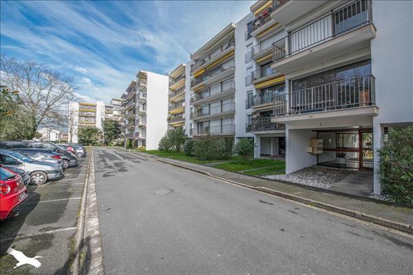 Appartement à vendre |  Blanquefort |  2 pièces | 52 m²