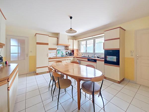 Maison A VENDRE au coeur du bourg de Saint Herblon, 4 chambres, jardin clos