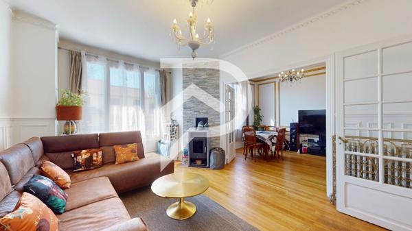 Maison 11 pièces 306 m2