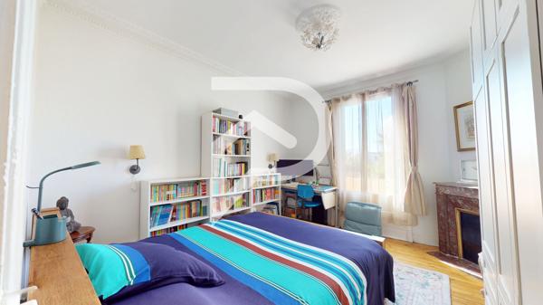Maison 11 pièces 306 m2