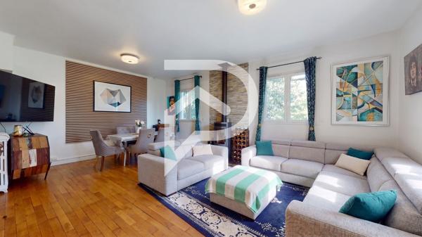 Maison 11 pièces 306 m2