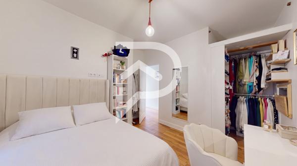 Maison 11 pièces 306 m2