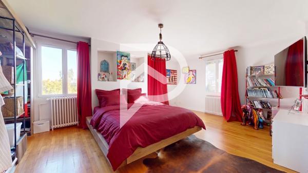 Maison 11 pièces 306 m2