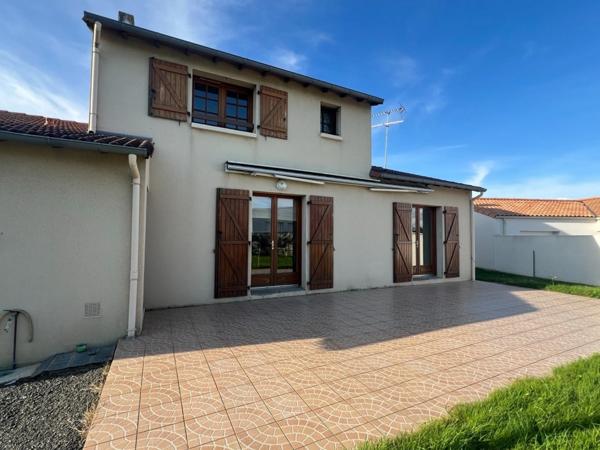 Maison à vendre 5 pièces SAINT CHRISTOPHE DU BOIS (49)