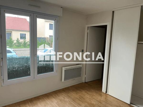 Location Appartement 2 pièces 43.75 m² - 17 BOULEVARD DE PRESLES La Ferte Alais 91590
