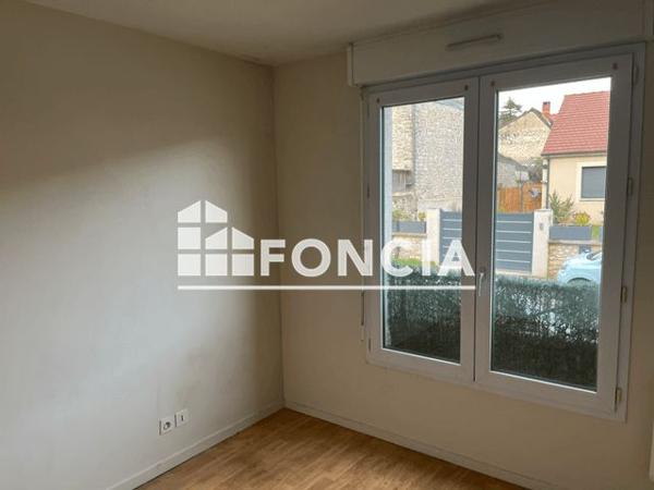 Location Appartement 2 pièces 43.75 m² - 17 BOULEVARD DE PRESLES La Ferte Alais 91590