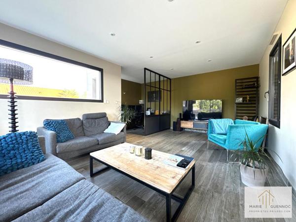 Maison BBC de plain-pied de 130m2 sur terrain de 530m2 avec garage et jacuzzi