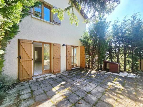 ROCHETAILLÉE – MAISON FAMILIALE AVEC TERRASSE PLEIN SUD + STUDIO INDÉPENDANT