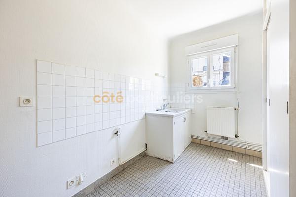 Vente
                Appartement91 m² - 4 Pièces -
                    NANTES (44000)