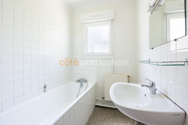 Vente
                Appartement91 m² - 4 Pièces -
                    NANTES (44000)