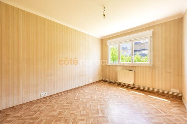 Vente
                Appartement91 m² - 4 Pièces -
                    NANTES (44000)
