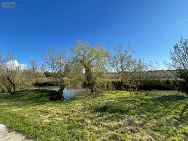 Maison restaurée à vendre à Marans en Charente-Maritime (17230), ref : LE 459