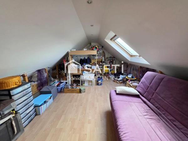Maison avec 4 Chambres sur 363 m² avec garage