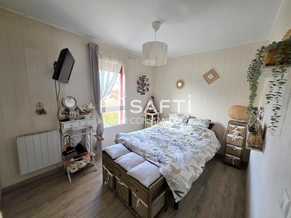 Maison avec 4 Chambres sur 363 m² avec garage