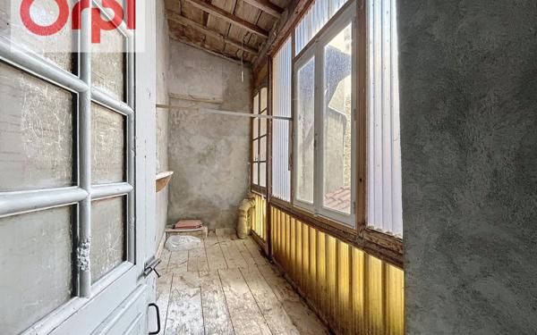 Immeuble à vendre    7 pièces •  Saint-Martory