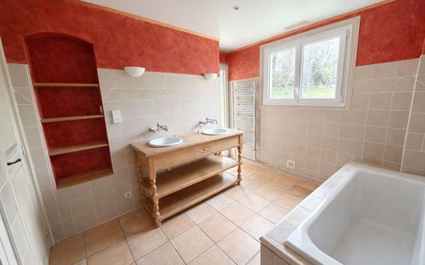 Appartement à vendre    3 pièces • 70 m2 Le Port-Marly