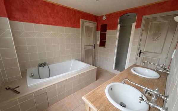 Appartement à vendre    3 pièces • 70 m2 Le Port-Marly